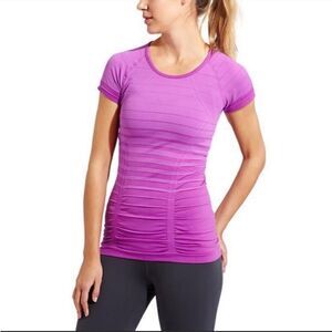 Athleta Fastest Track Ruched Stripe Tshirt Short Sleeve Pinkish Purple M